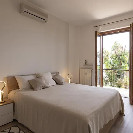 Amica By Interhome * סנטו סטפנו אל מארה