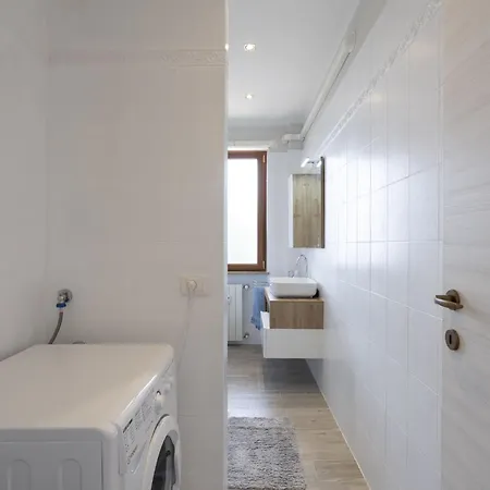 Amica By Interhome