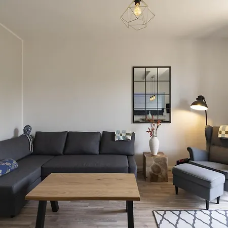 Amica By Interhome * סנטו סטפנו אל מארה